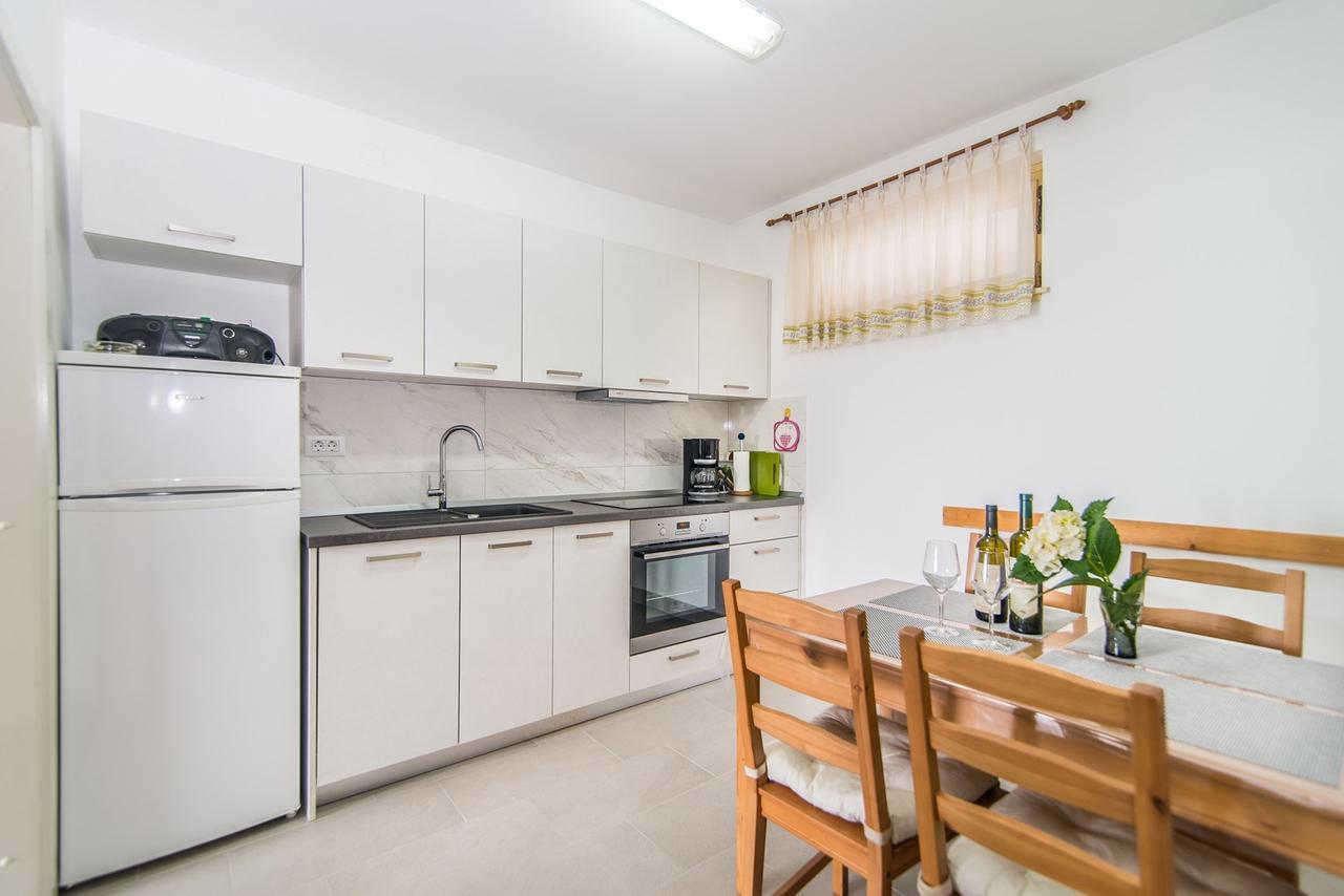 Apartment Vesna Kandlerova Пореч Екстериор снимка