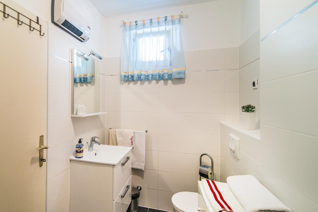 Apartment Vesna Kandlerova Пореч Екстериор снимка